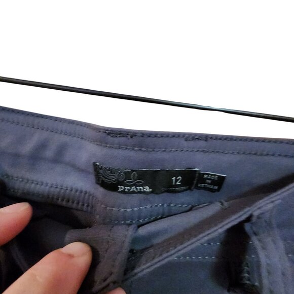 Prana Womens Hiking Pants Size 12 With Convertible Roll-Up Cuffs & Zippered Pock - Picture 5 of 5